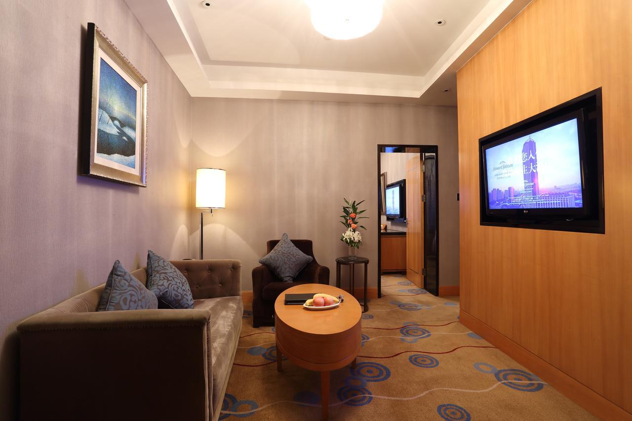 Howard Johnson Kaina Plaza Changzhou ฉางโจว ภายนอก รูปภาพ