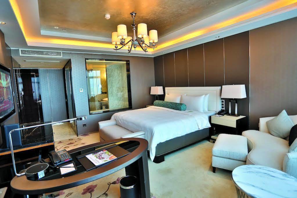 Howard Johnson Kaina Plaza Changzhou ฉางโจว ภายนอก รูปภาพ